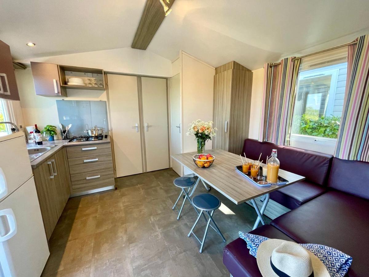 Camping Le Pressoir Petit-Palais-et-Cornemps Luaran gambar