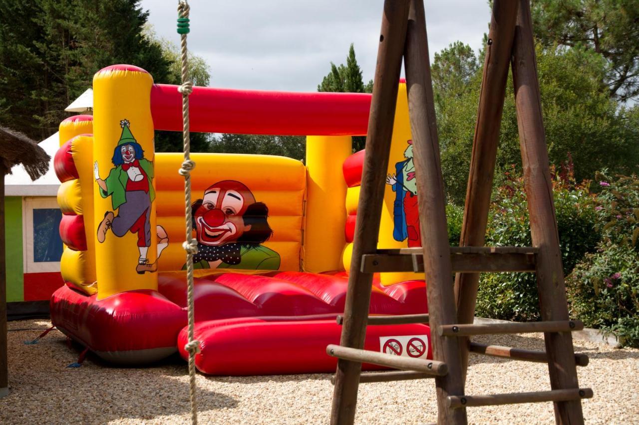 Camping Le Pressoir Petit-Palais-et-Cornemps Luaran gambar