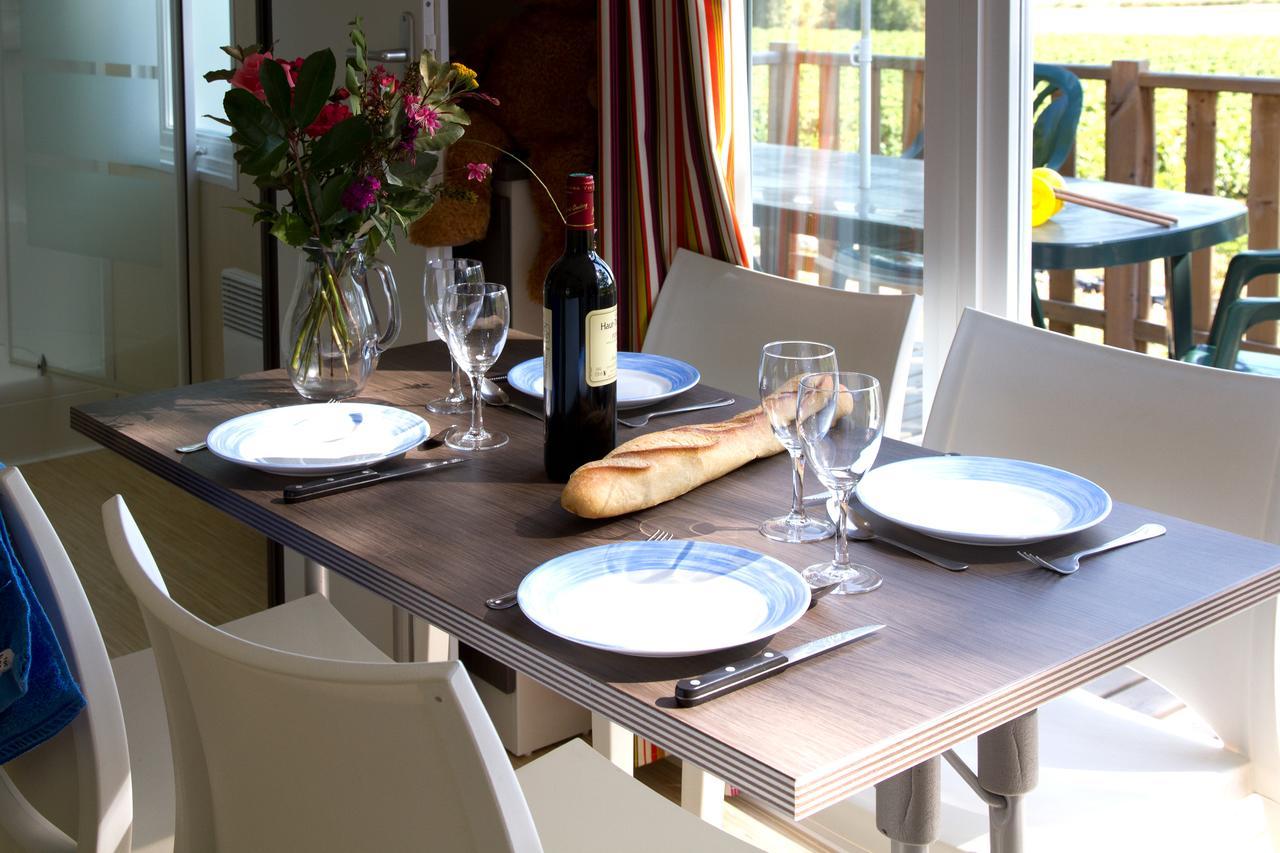 Camping Le Pressoir Petit-Palais-et-Cornemps Luaran gambar